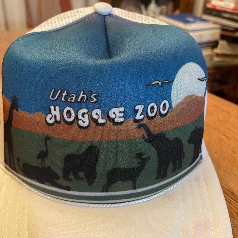 Men's Vintage Utah's Hogle Zoo Snapback Mesh Back Trucker Hat Cap View 3